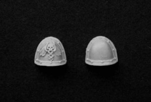 Legion MKII Apothecary Shoulder Pads